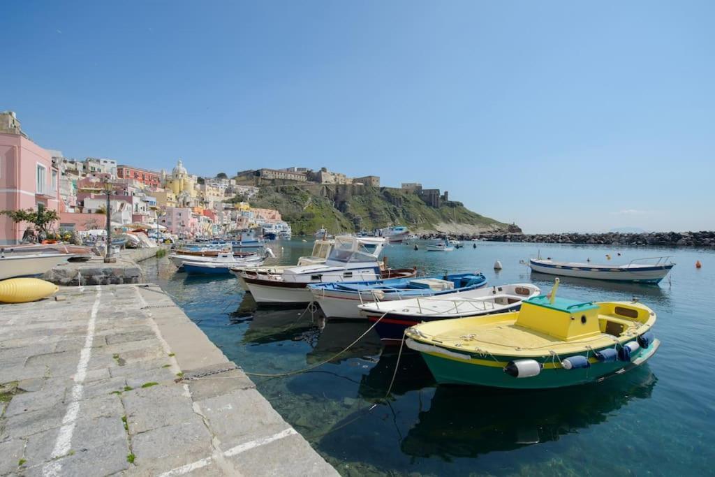 Casa Sottorar - Loft Open Space In Corricella Procida Exterior photo