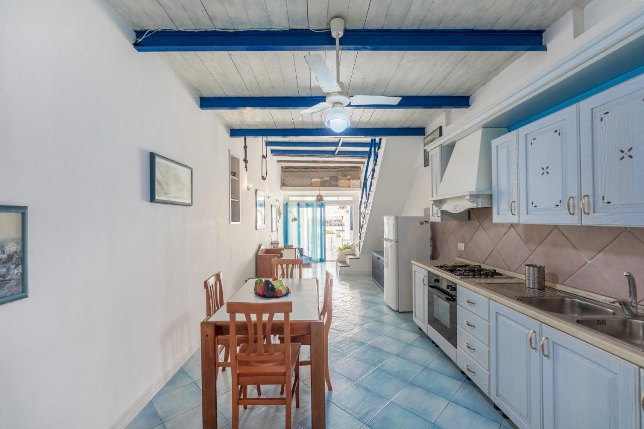 Casa Sottorar - Loft Open Space In Corricella Procida Exterior photo